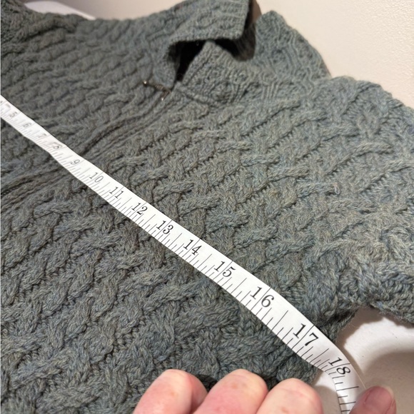 Green Cable Knit Zip-Up Cardigan Sweater - Picture 3 of 5